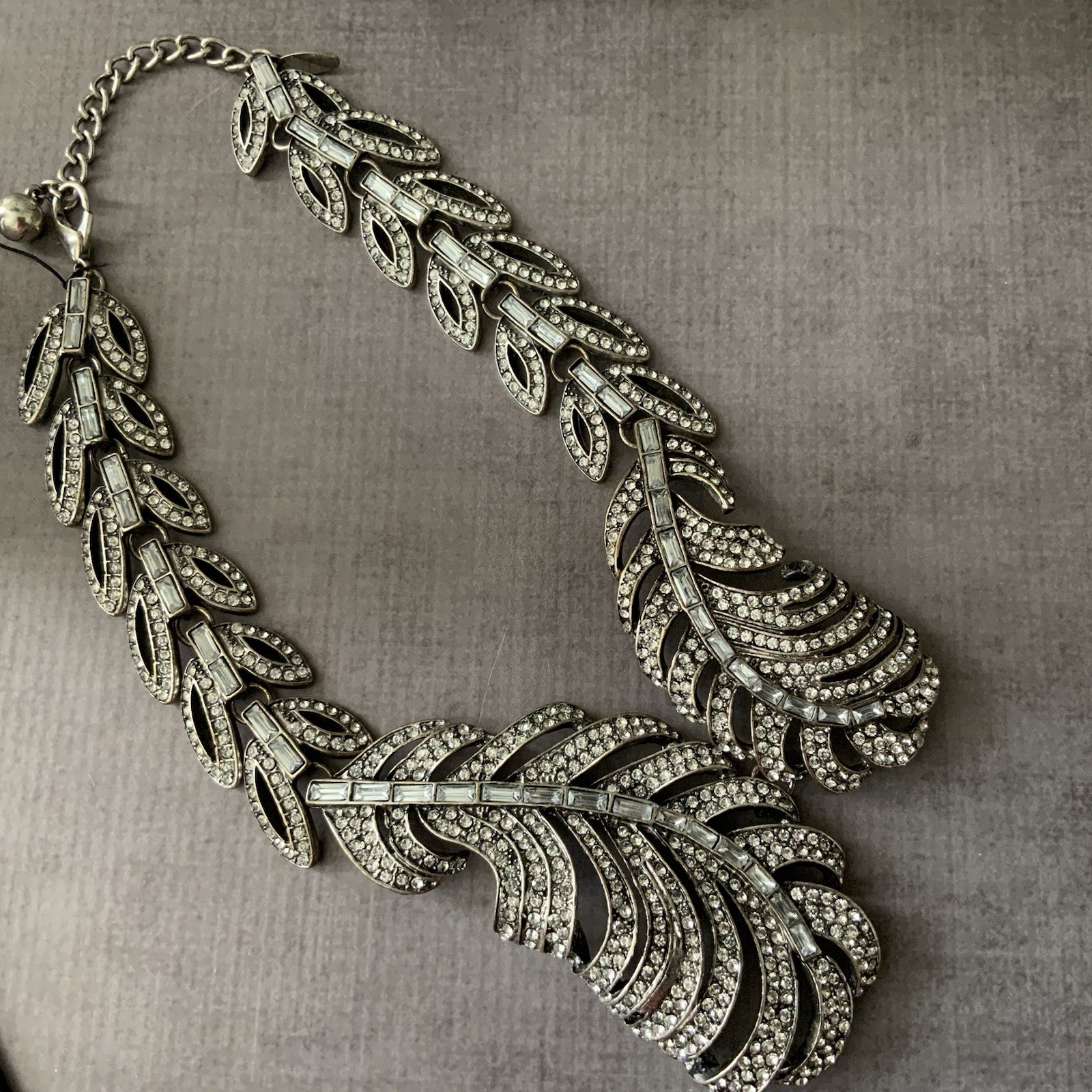 Natasha Feather Rhinestone Statement Necklace Antique Silver Tone 18″ Signed