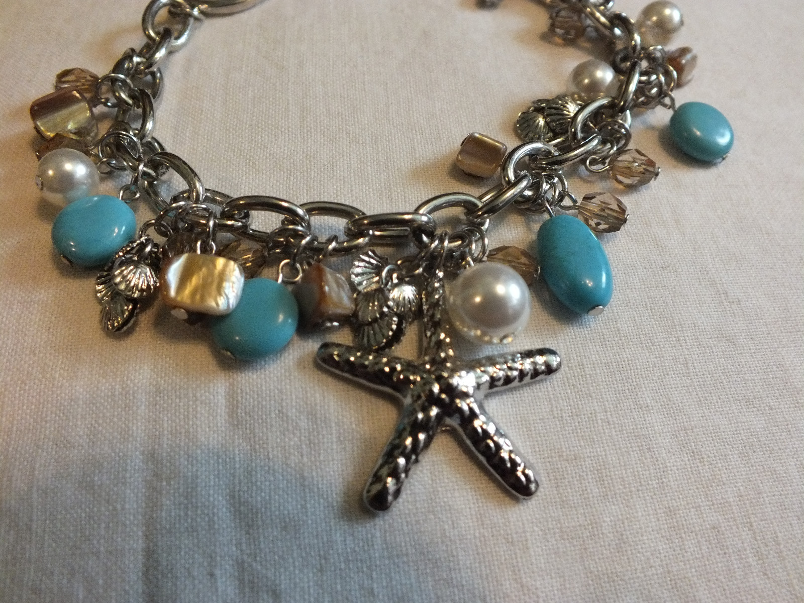 Collectible Toggle Clasp Bracelet Silver Tone Charms Beads 7.5 to 8.5 Inch Long