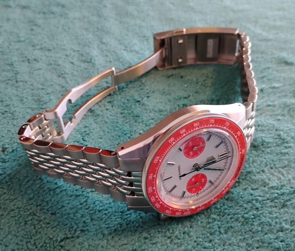 Vivid Orange “Panda” Dial 40mm San Martin VK64 Mechaquartz Chronograph!