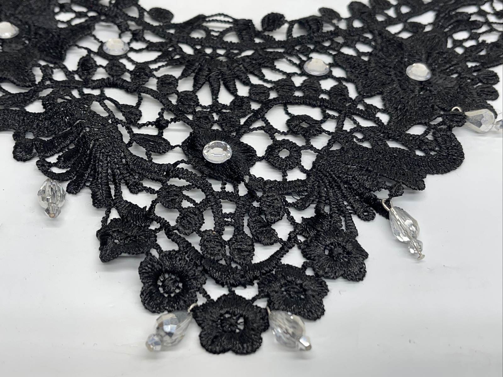 Black Floral Pattern Lace Collar Gothic Applique Faceted crystals Lobster Clasp