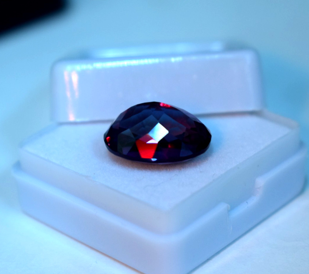 Russian Alexandrite Color Change Oval Cut 9.65 Ct A+ CERTIFIED Natural Gemstone