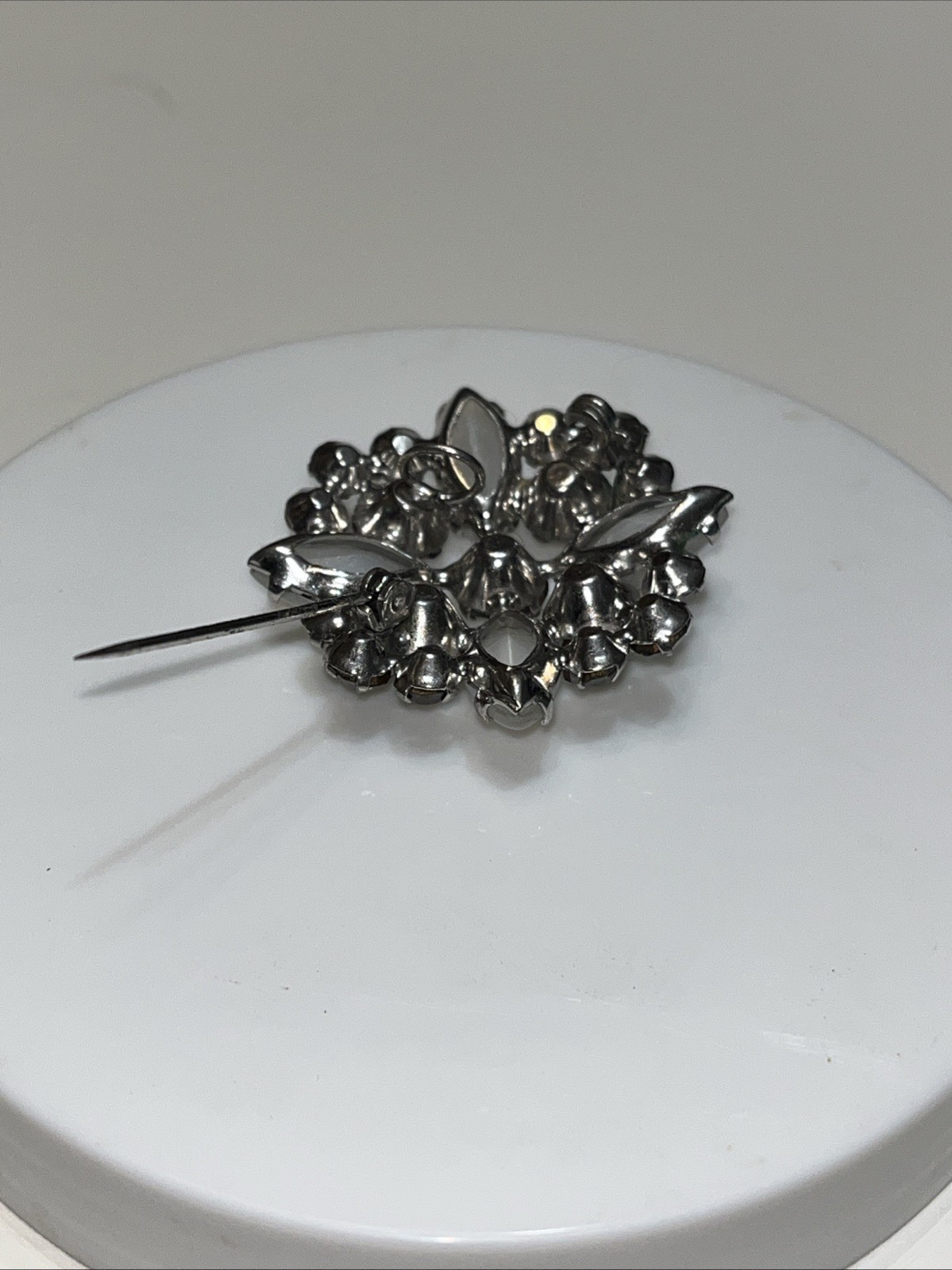 Vintage Rhinestone & Opalite Brooch/pendant 1.25″ x 1.25″ Bling