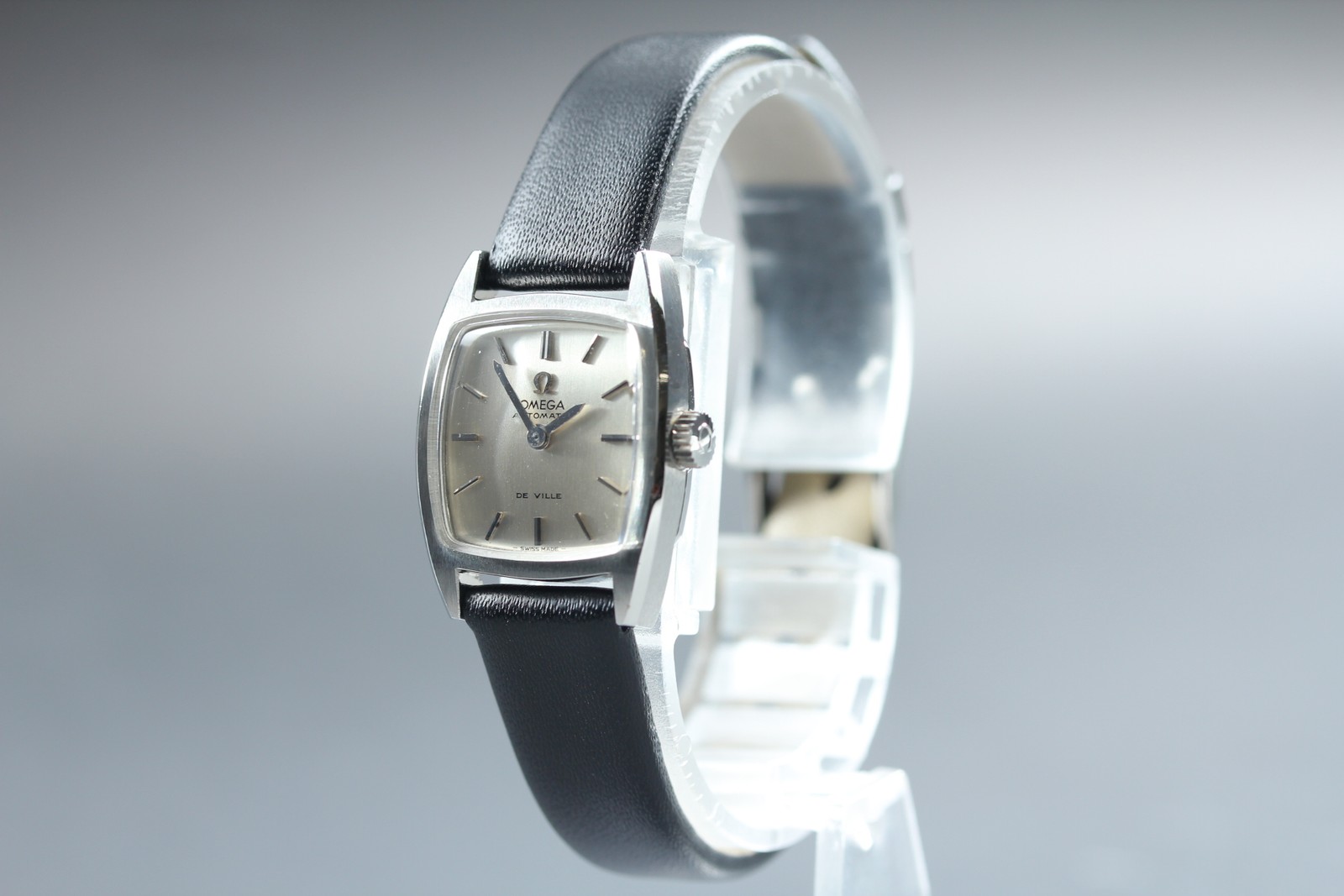 Vintage 1973 OMEGA Automatic De Ville Womens Cal.661 Ref.551.050 From Japan