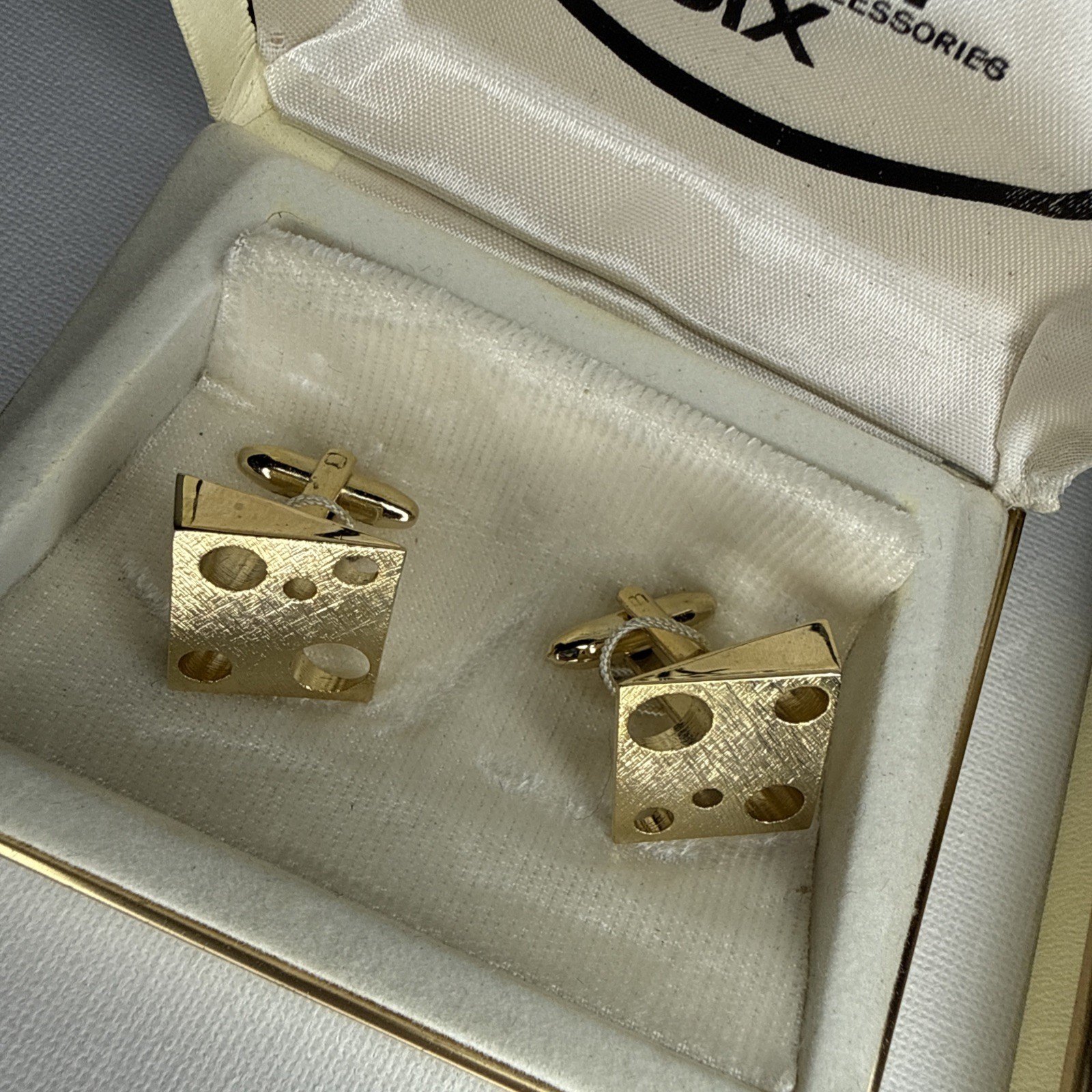 ⁠2 Pairs Vintage After Six Cufflinks Gold Tone Modernist & Pink Rhodonite Boxed⁠