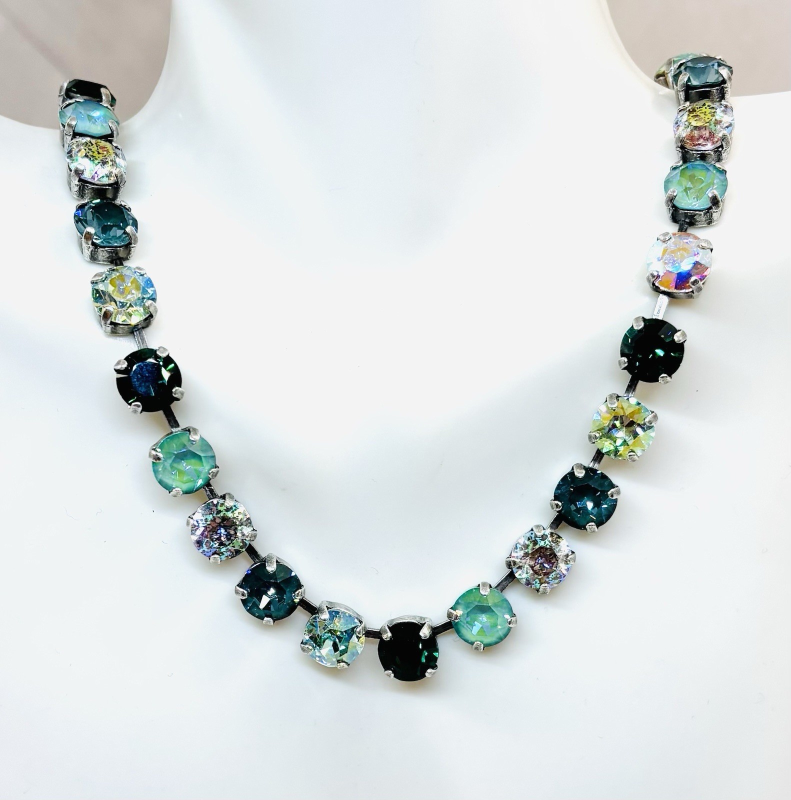 8mm Dark Green Crystal Cup Chain TENNIS Necklace, Sage Green Crystal Necklace