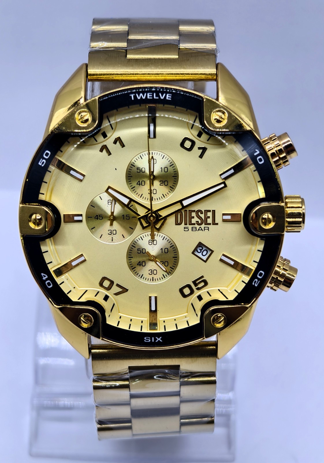 Diesel Spiked Chronograph Date Indicator Gold Dial Quartz Men’s Wrist Watch