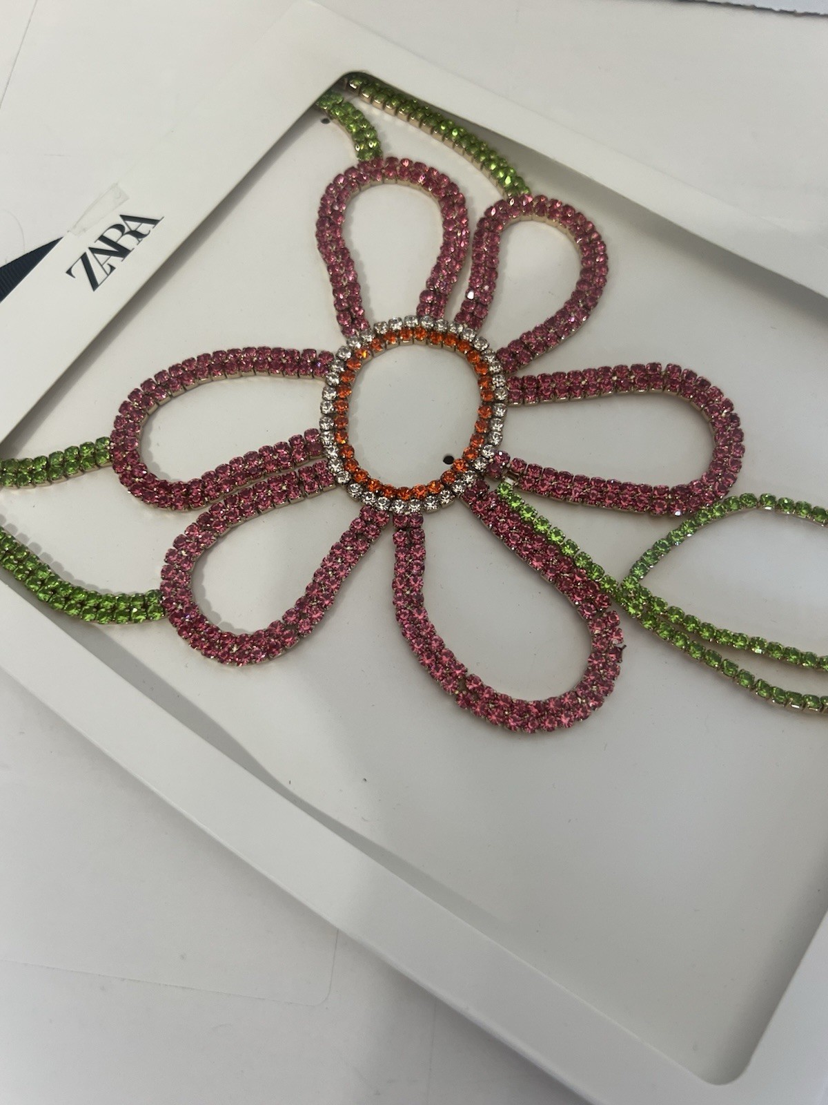 New ZARA Daisy Rhinestone Statement Necklace Special Occasion Unique Y321c