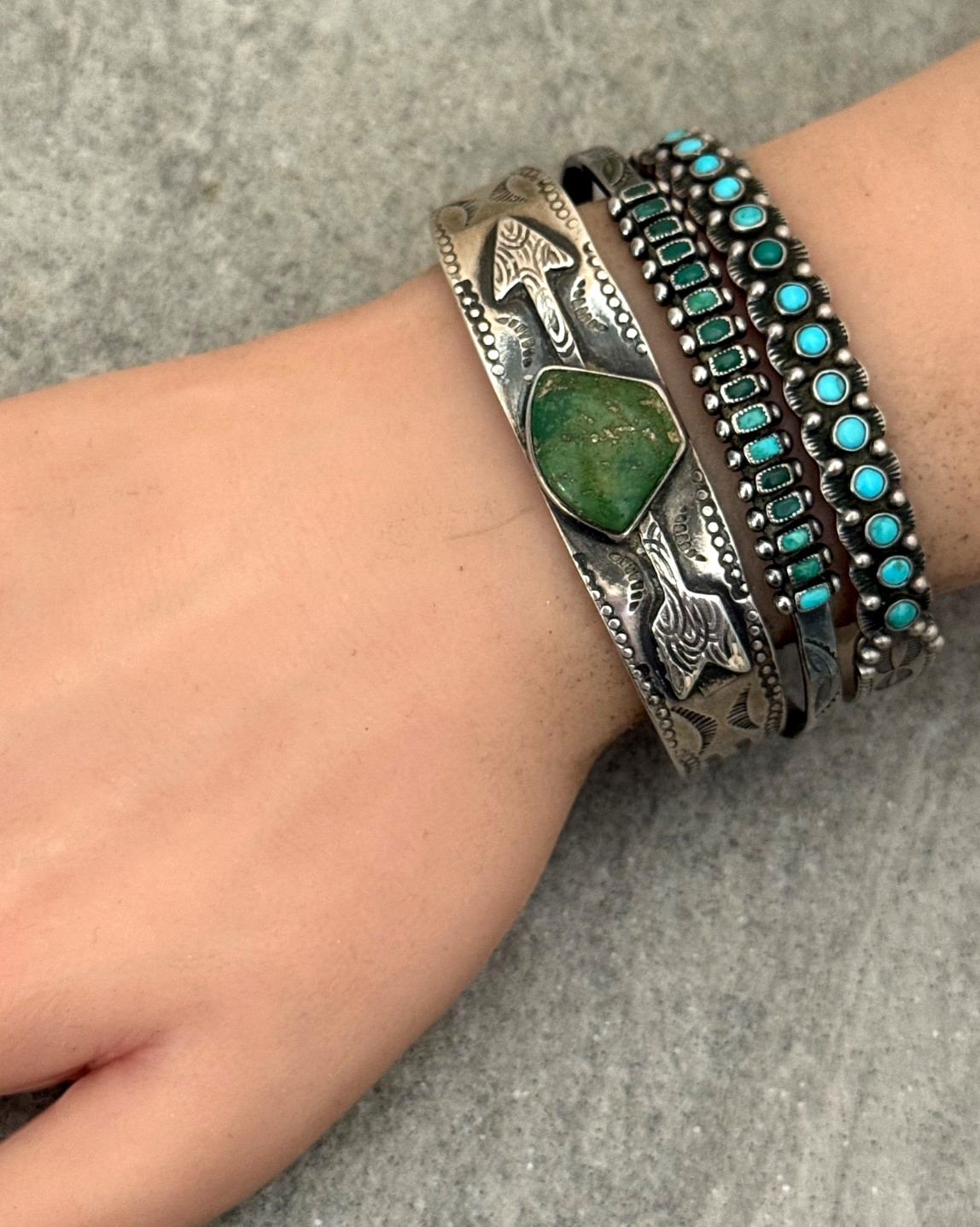 Vintage 40s FRED HARVEY era Navajo ARROW Turquoise Silver Bracelet 7.25 in