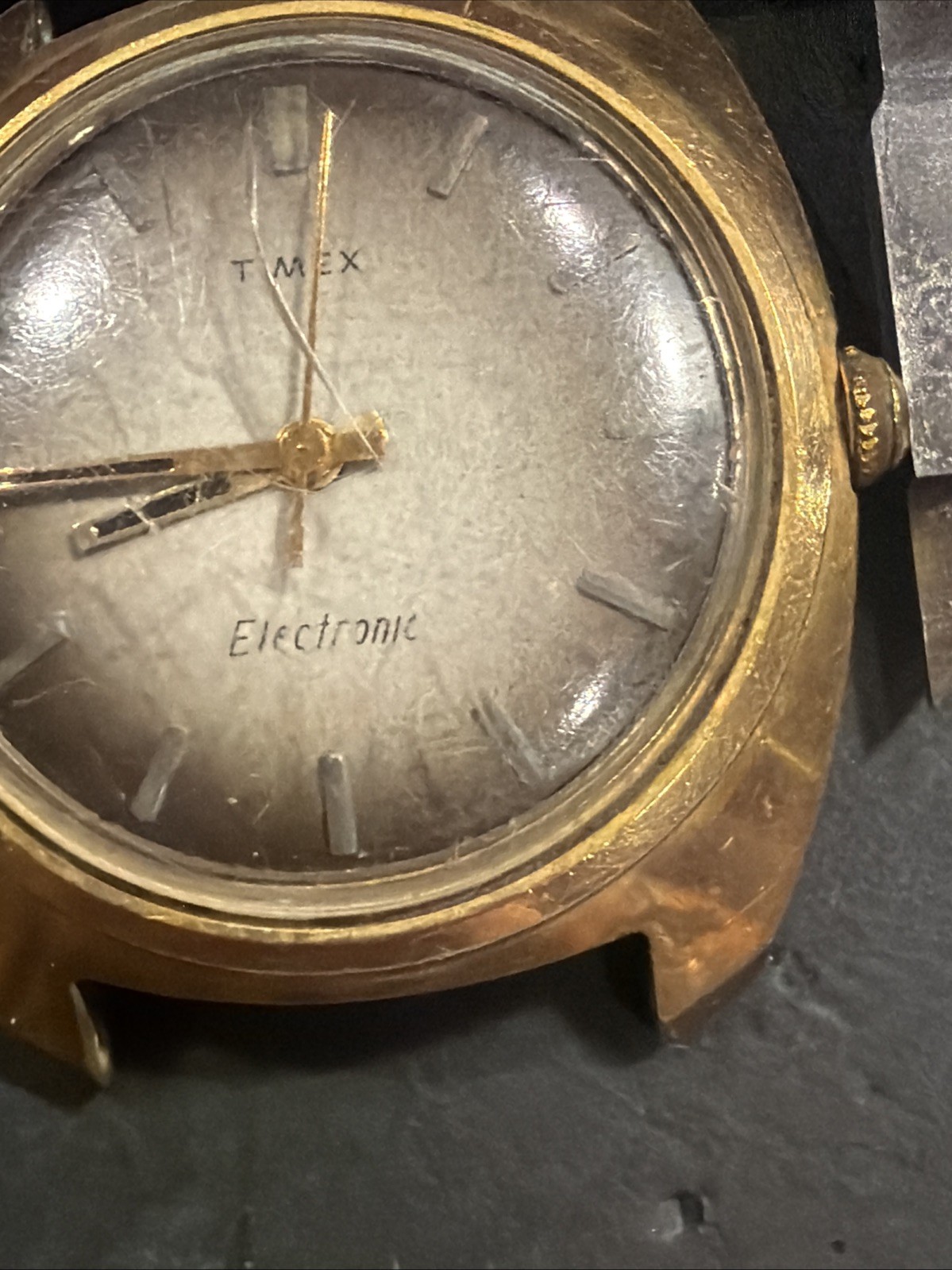 AJ21 VTG Timex Electric Dynabeat Watch Large Case GoldTone Parts Repair Restore