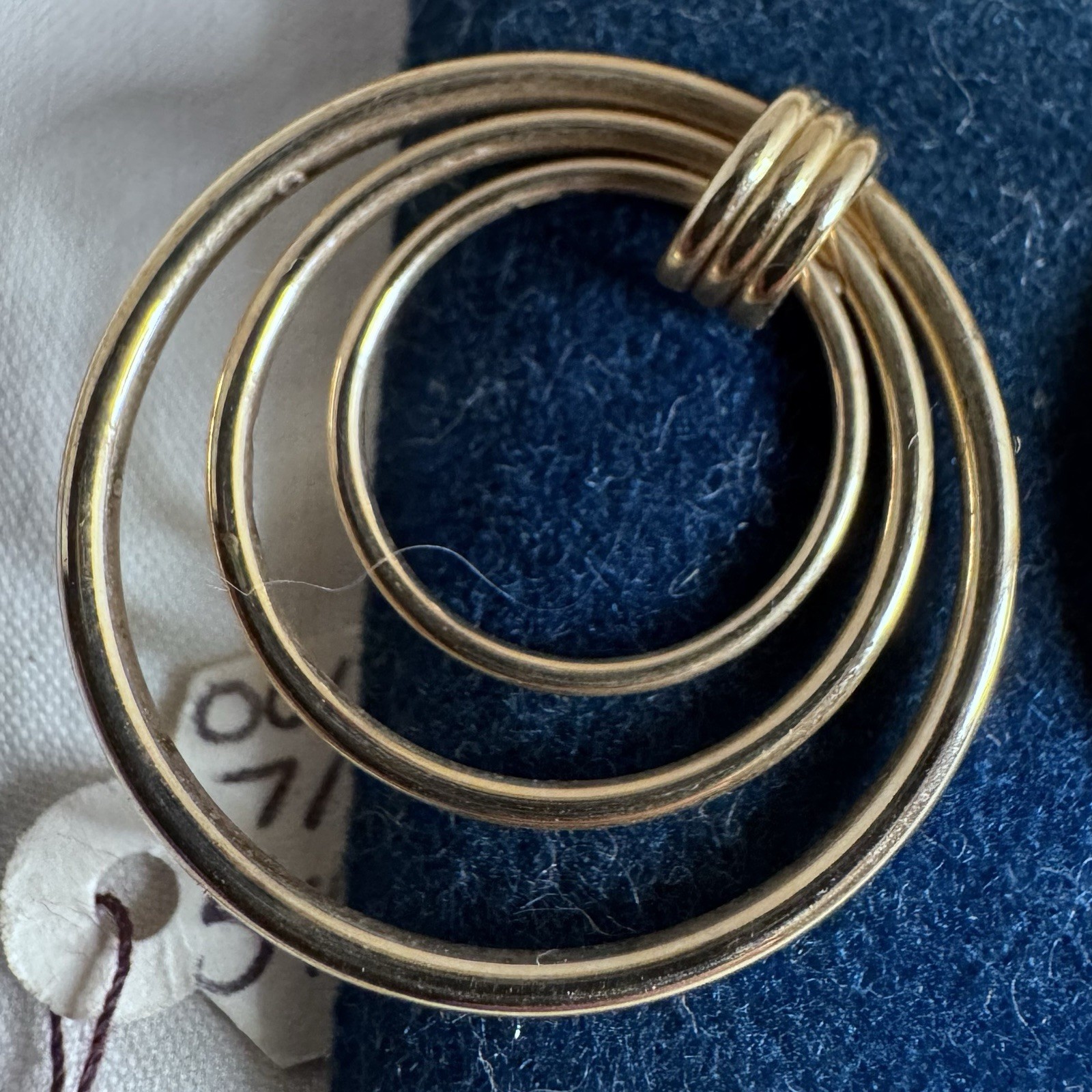 14k Yellow Gold Post Earrings Triple Hoop New With Packaging 3.0g