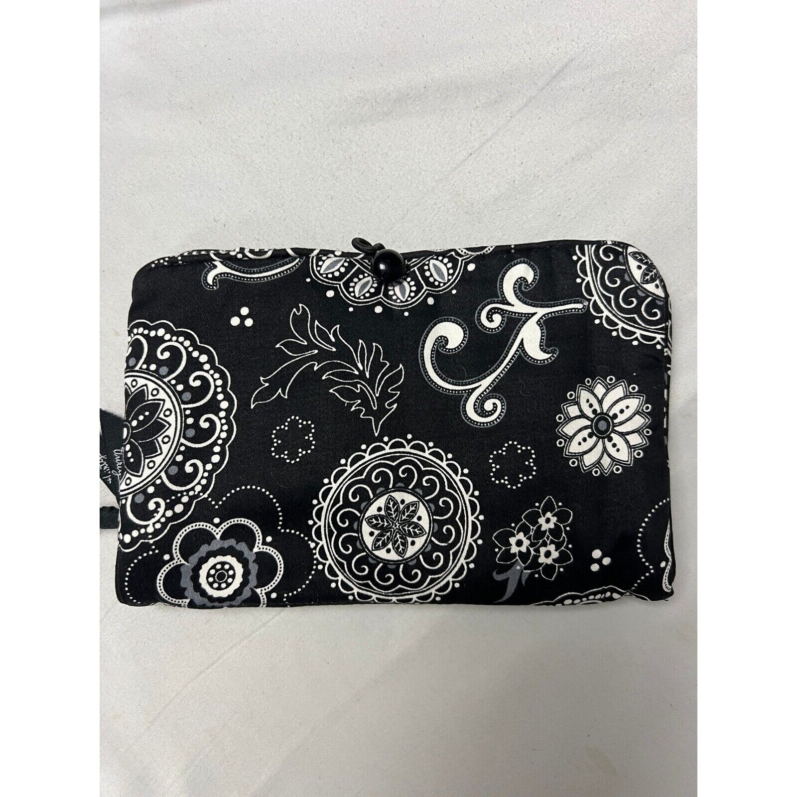 Thirty-One Jewelry Roll with Pouches 201A Onyx Medallion Travel Organizer
