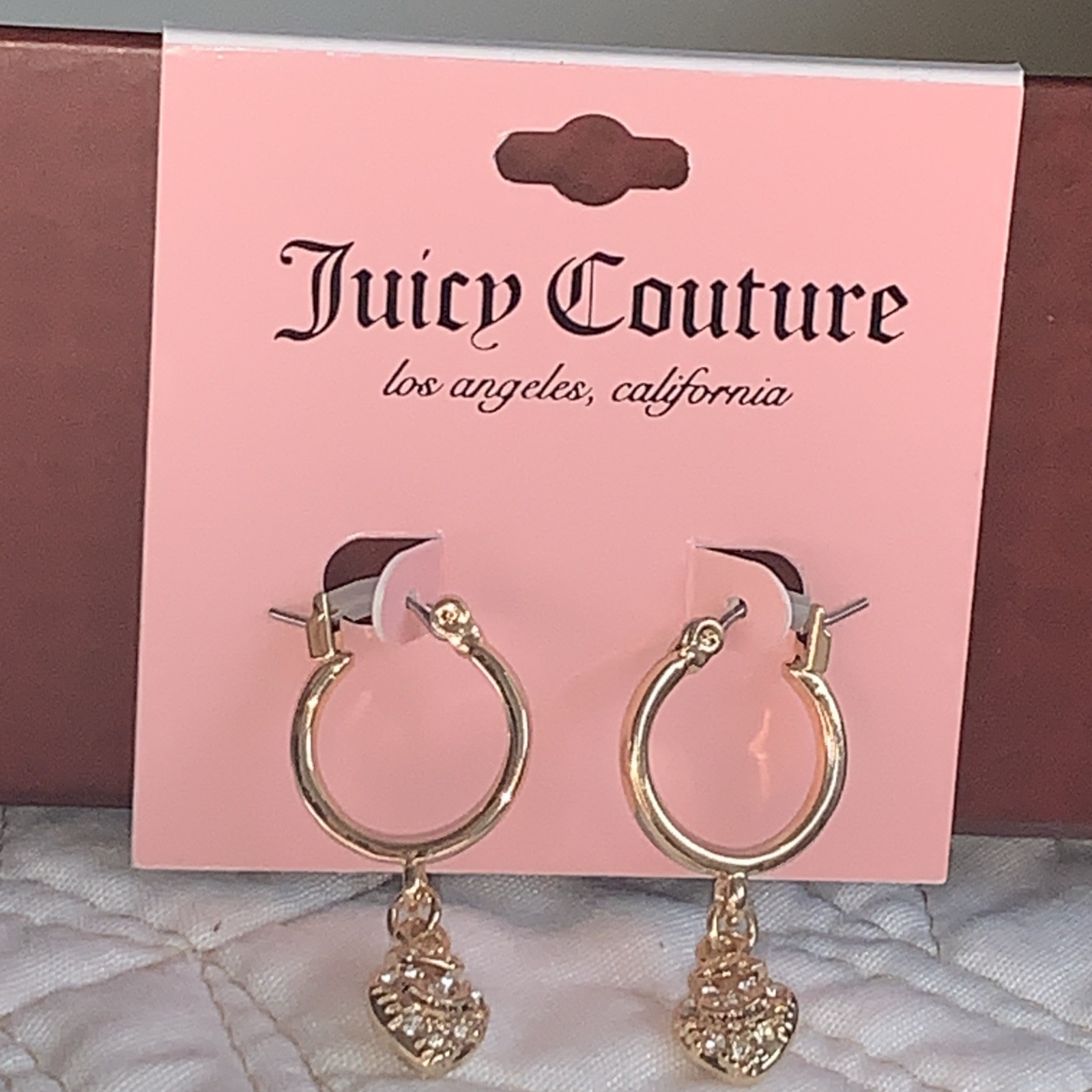 NEW JUICY COUTURE earrings small HOOP with hanging heart, latch back G/T new