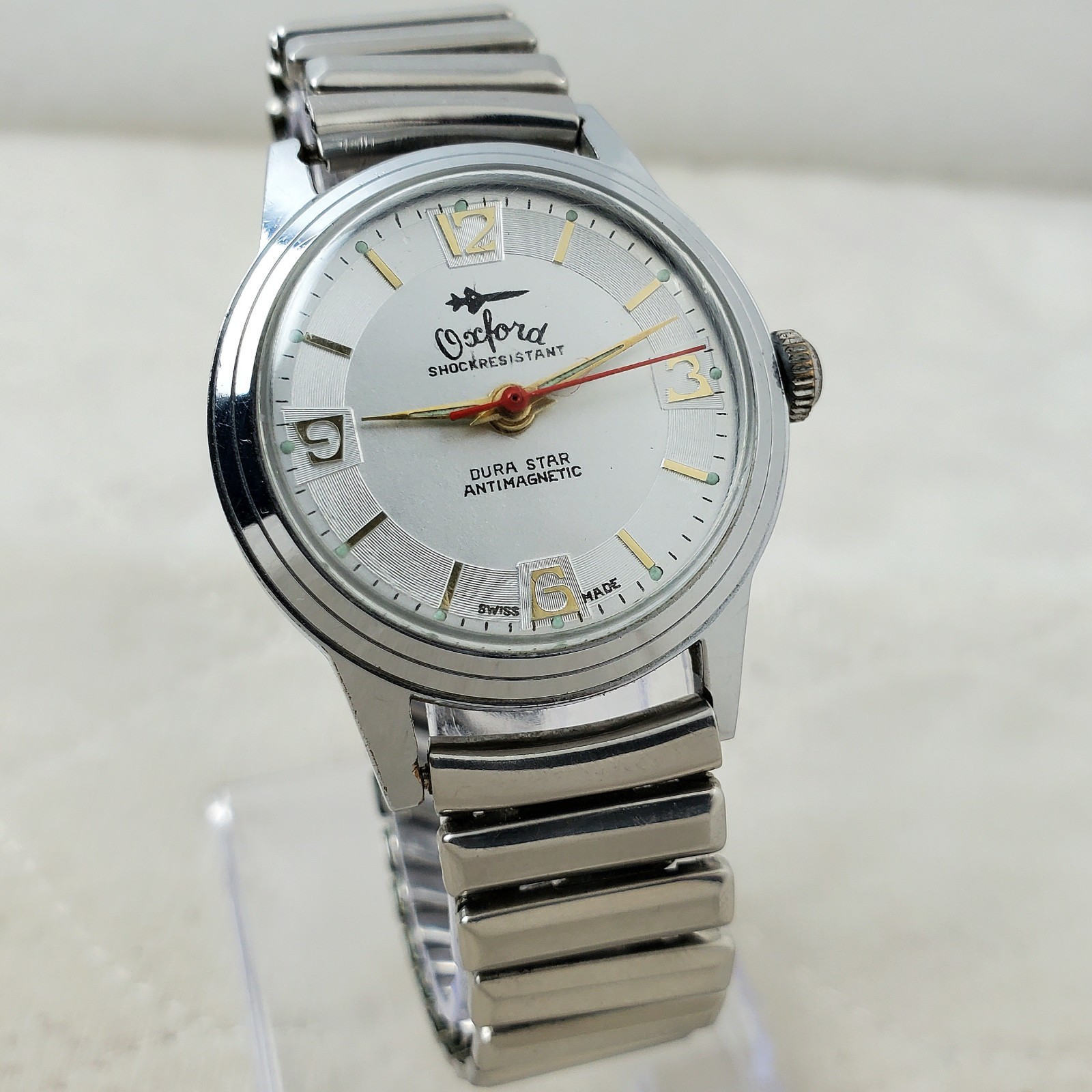 RARE VINTAGE OXFORD DURA STAR SWISS MADE HANDWIND ANTIMAGNETIC 32MM WATCH