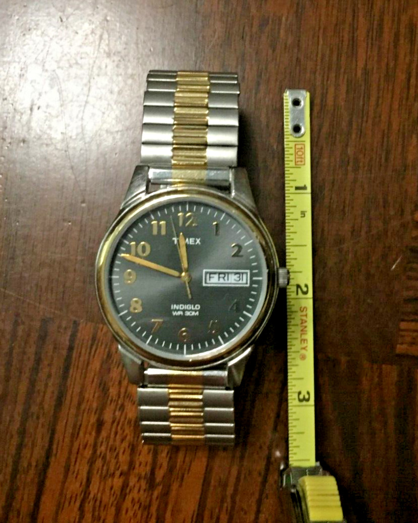 Timex Wristwatch Gold & Silver Tone Expansion Band Black Face Day Date Indicator