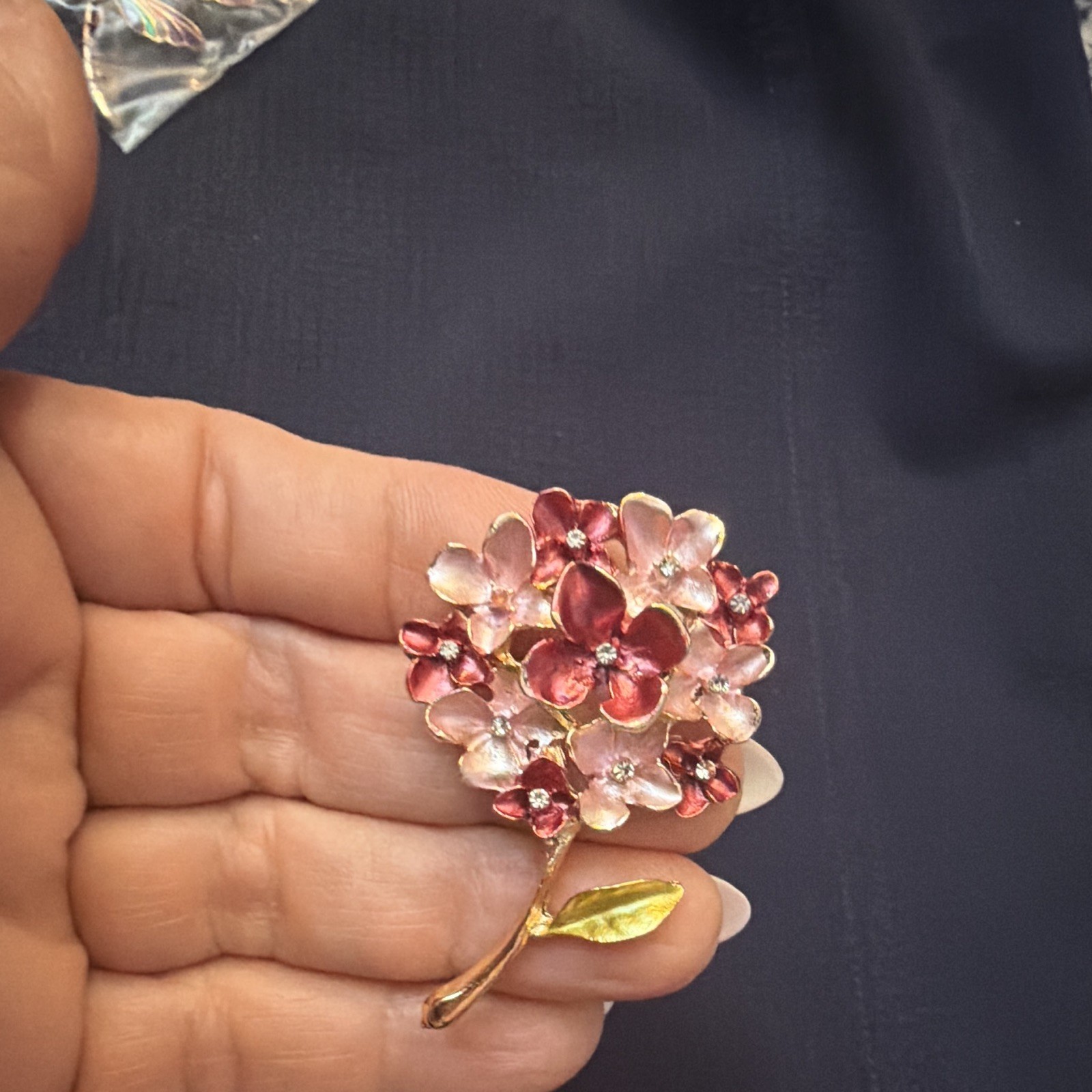 Gold Tone Pink Enamel Flower Floral Brooch Pin – Flowers & Plants Theme