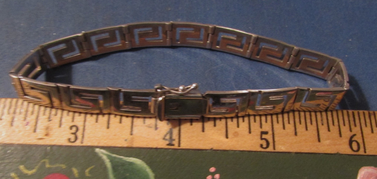VINTAGE GREEK KEY STERLING SILVER LINK BRACELET 8” BOX CLOSURE 18 GRAMS