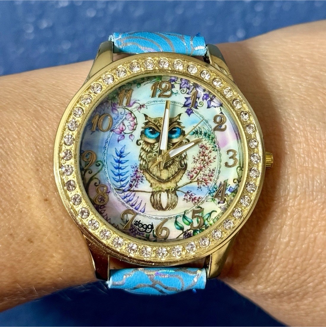 Women’s Watch Blue Leather Strap Whimsical Owl Dial Gold NEW BATTERY