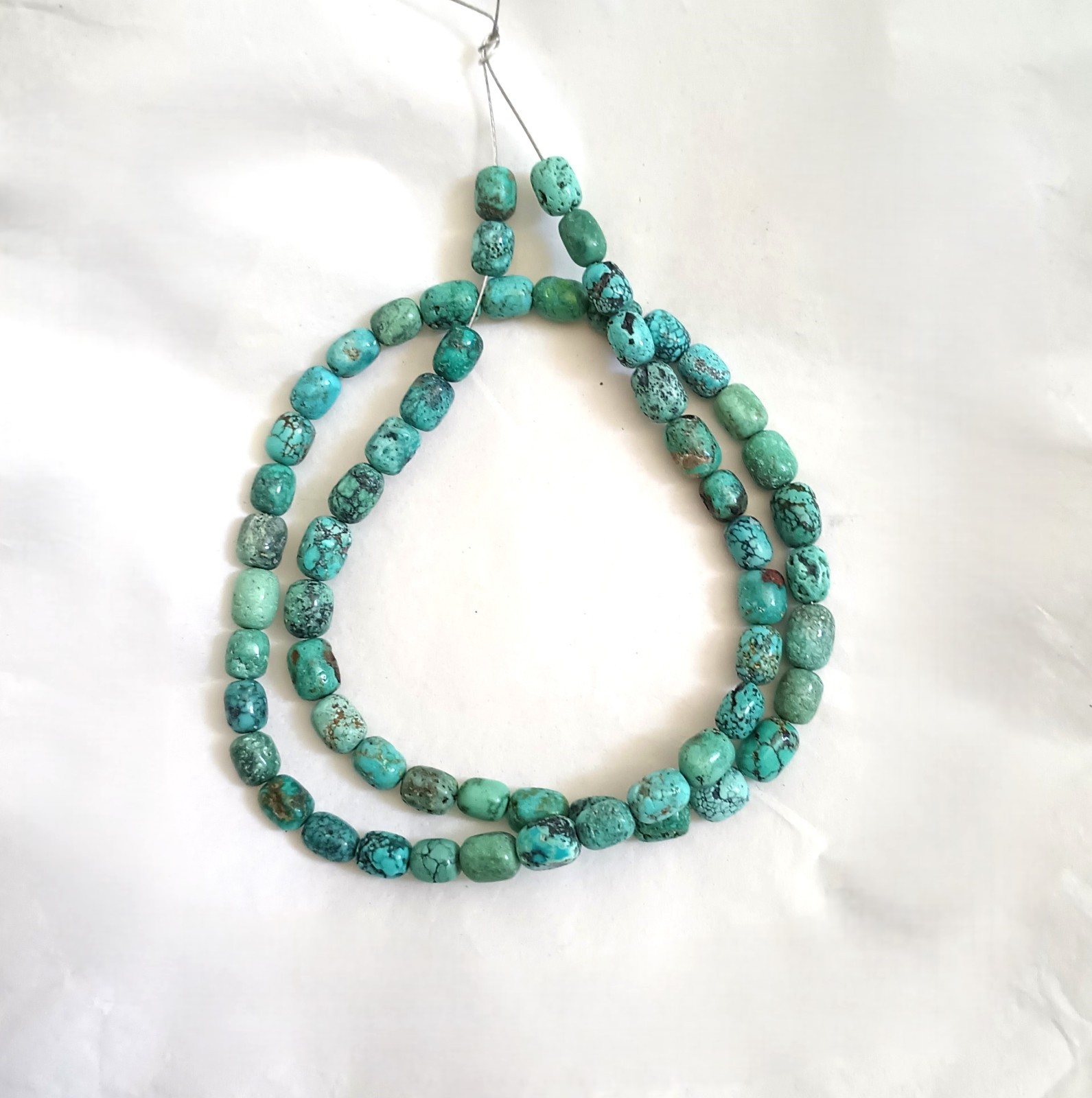 OLD STOCK HI-GRADE HUBEI TURQUOISE 5-6 x 7-8MM BARREL BEADS – 17.75″ – 3341E