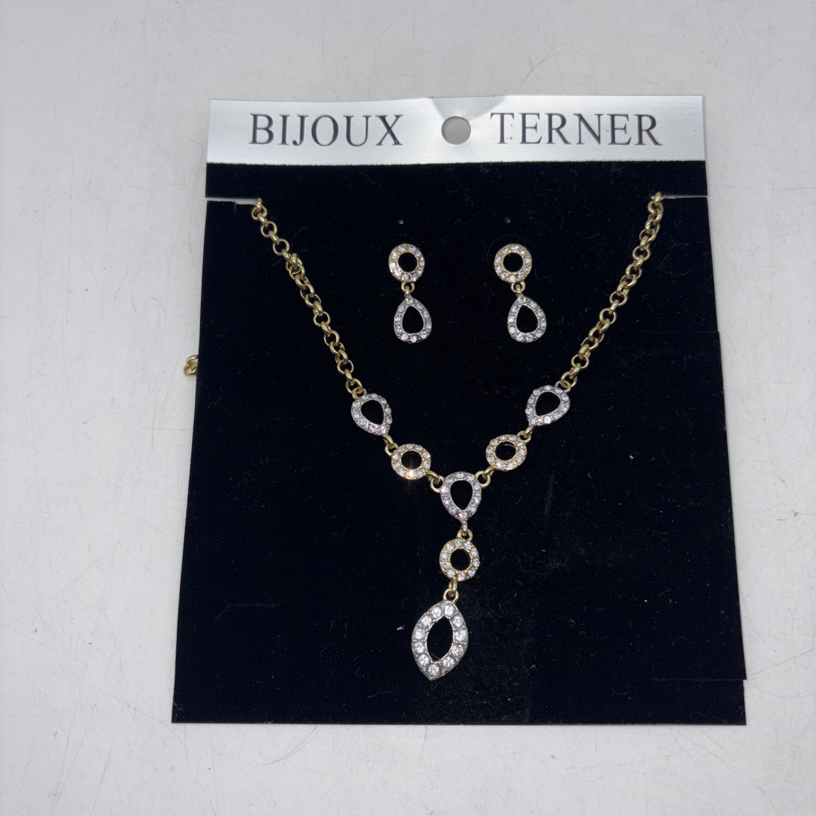 Bijoux Terner Vintage Silver Gold Tone necklace And Stud Earring Set