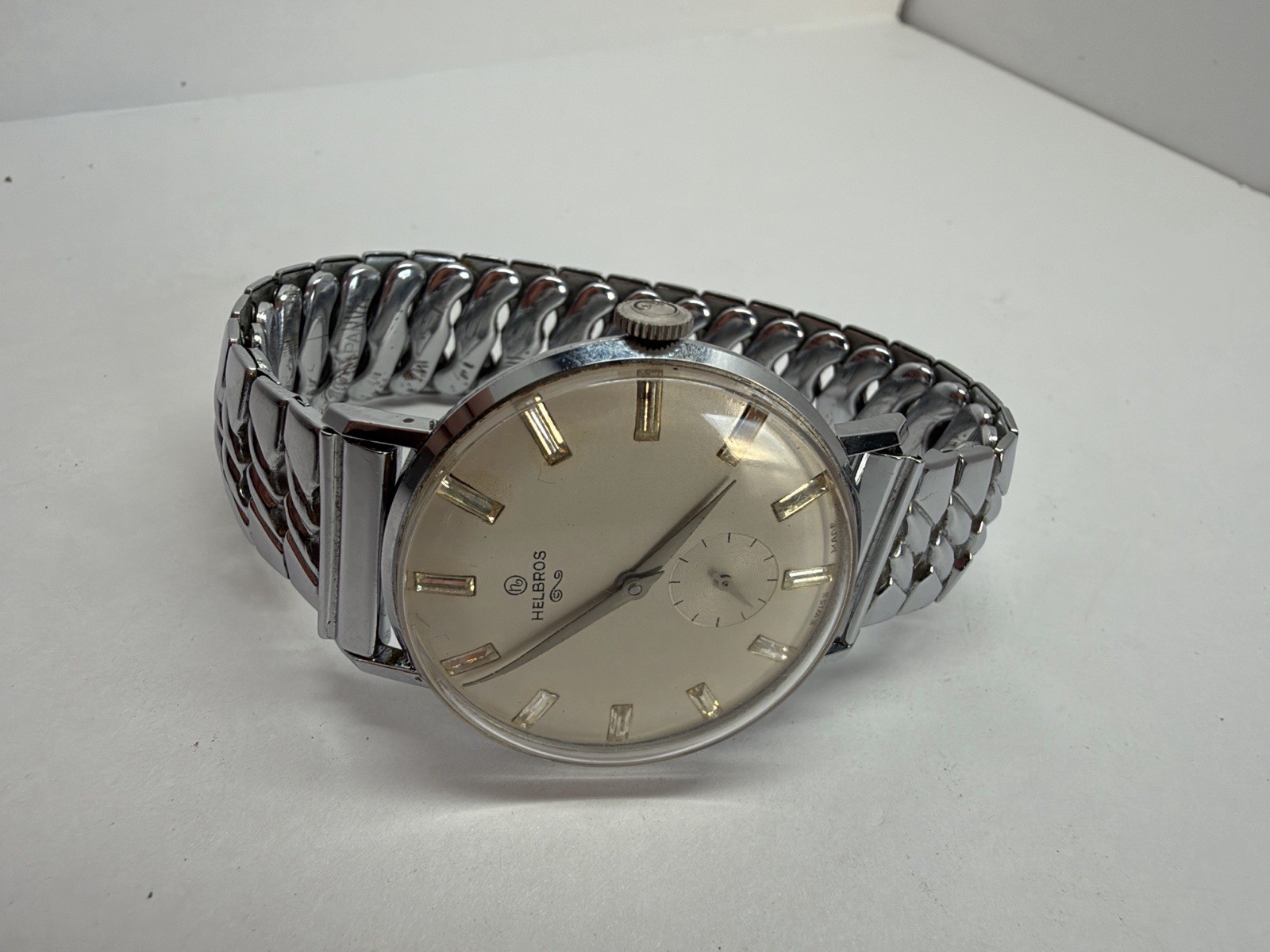 Helbros Swiss Made 17J Manual Wind Small Seconds Vintage Watch Silver Dial SS