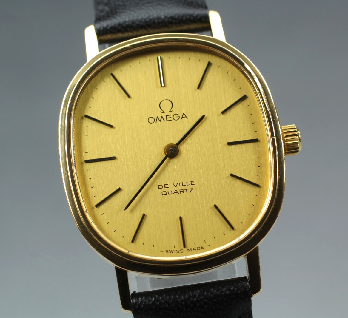 [NEAR MINT] Vintage OMEGA De Ville Cal. 1330 Gold Push Crown 29mm Qz Mens Watch
