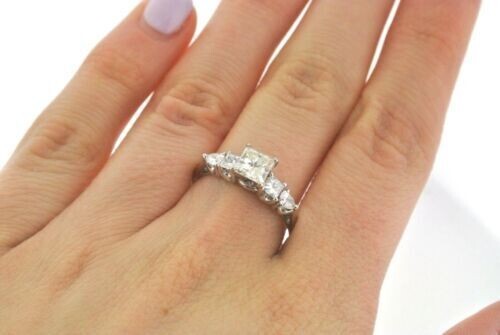 14k White Gold 1.25 CT Princess Diamond Engagement Ring, 3.6gm, Size 8, S102148