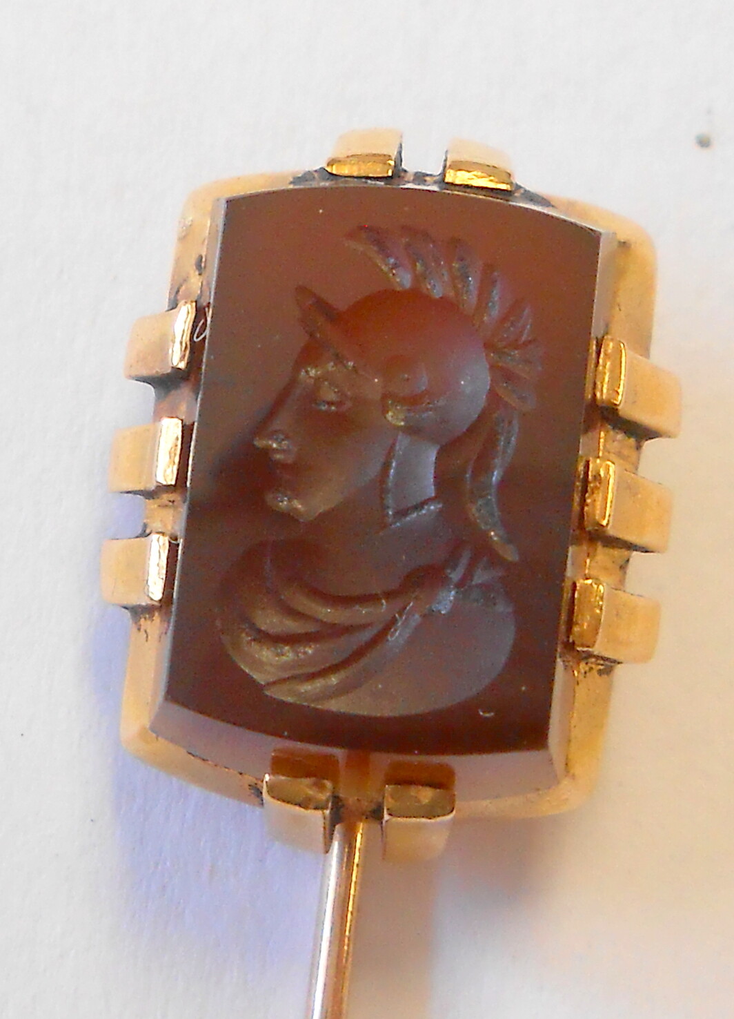 Antique 14K Yellow Gold Stick Pin w/ Intaglio Cut Carnelian Greek Roman Soldier