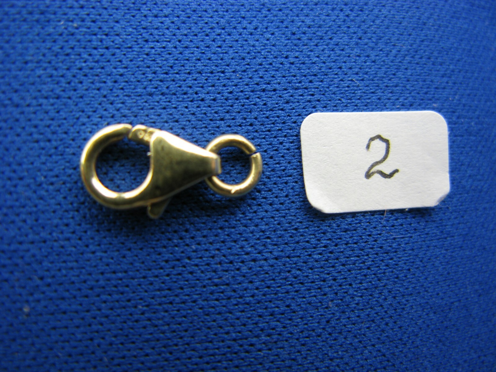 18K Yellow Gold Fish Lock Lobster Lock Teardrop w. Jump Ring NEW ( #2)