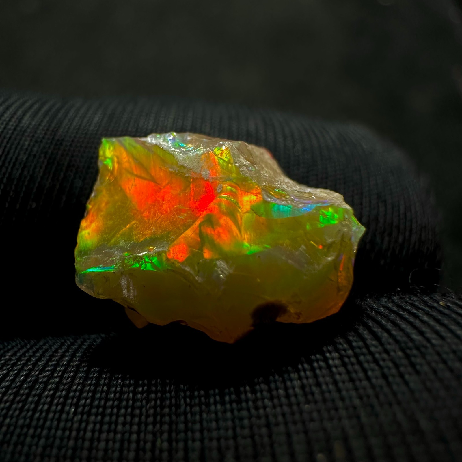 2.75 CTS Natural Ethiopian Opal Rough, Multi Fire Opal Gemstone, Welo Opal Raw.