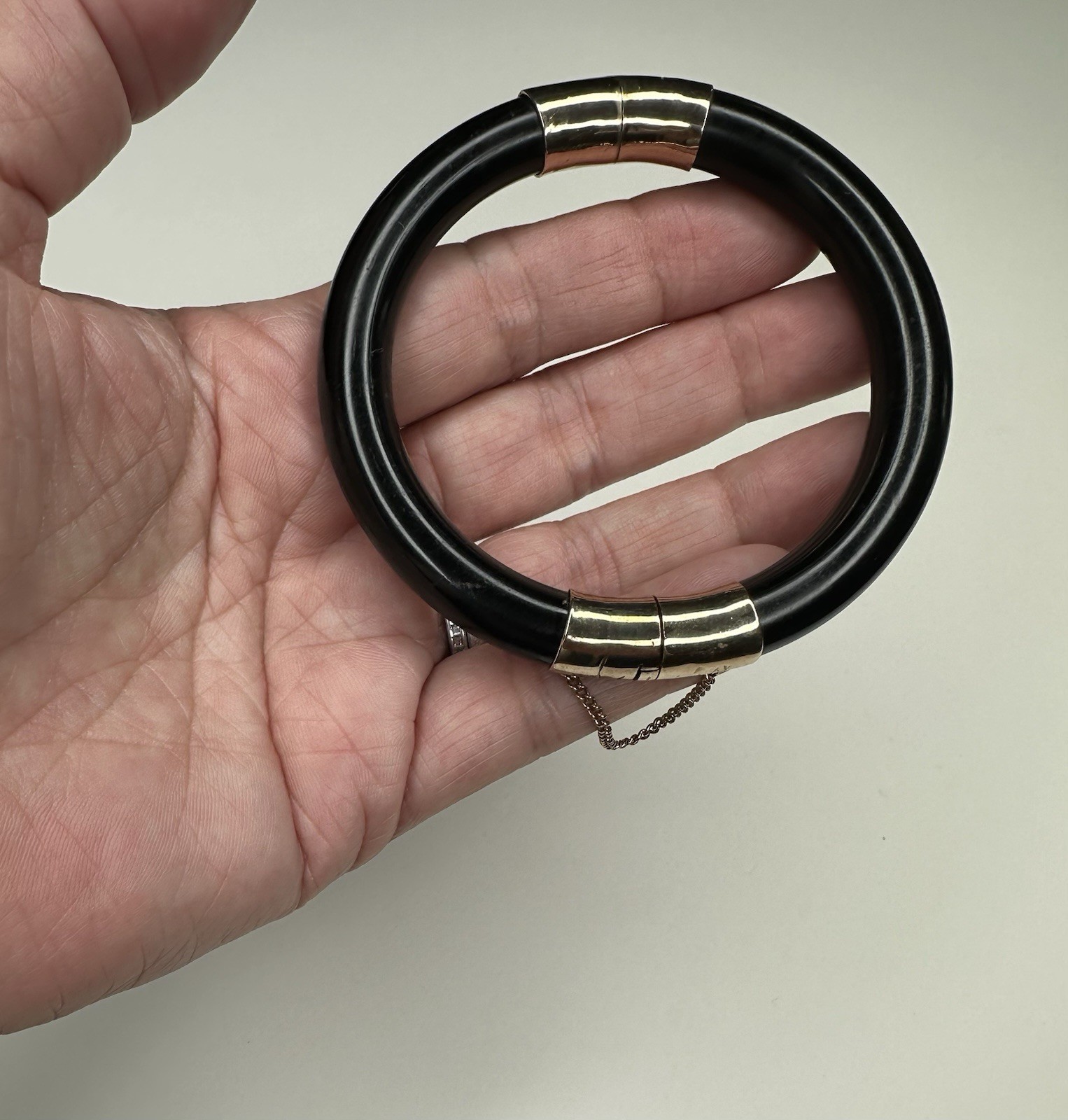 Vintage Black Jade or Onyx Hinged Gold Tone Bangle Bracelet w/ Push Lock /Chain