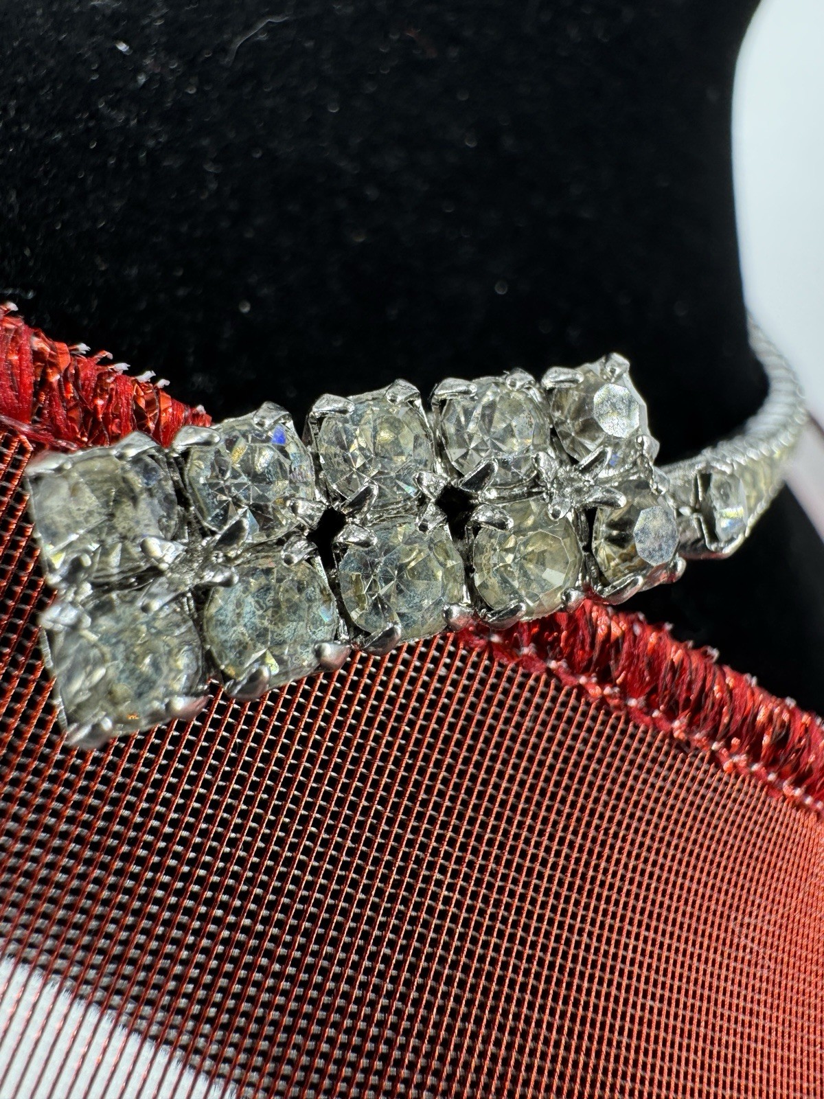 Vintage 50s 60s Sweater Clip ALL Rhinestones 6.75″ w box