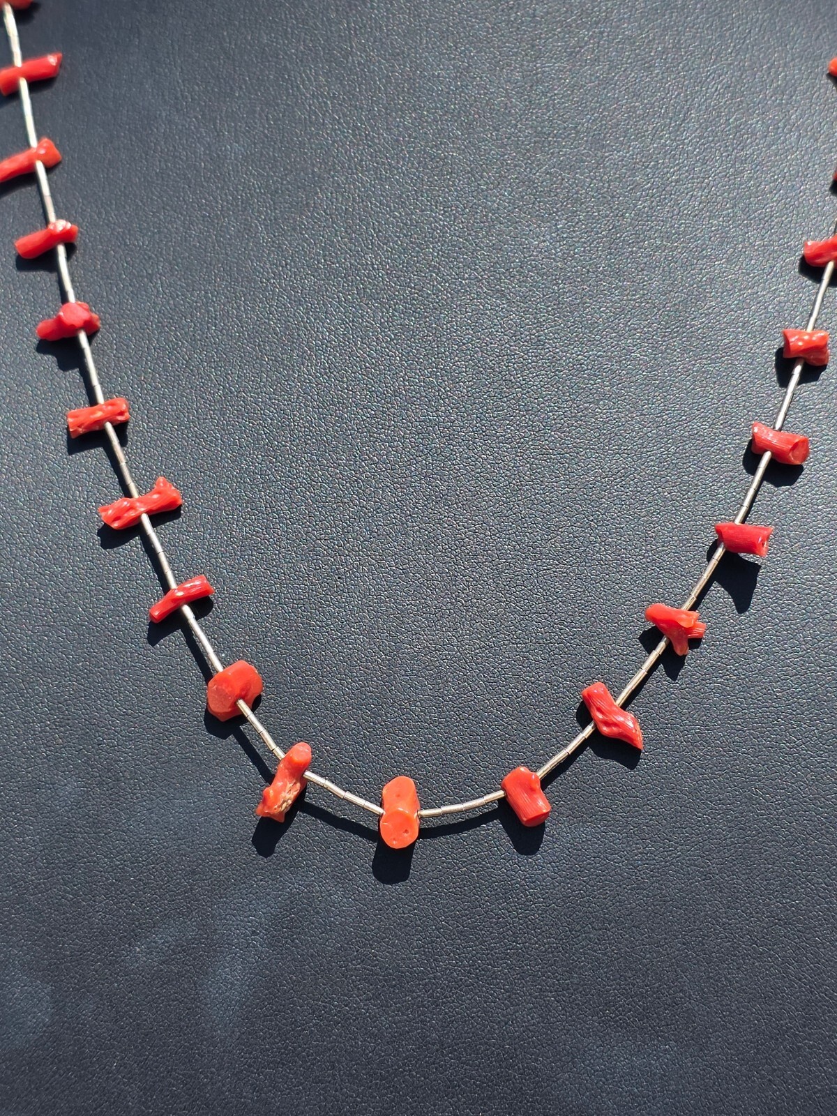 VTG Native American / Southwest Liquid Sterling Silver Red Branch Coral Necklace