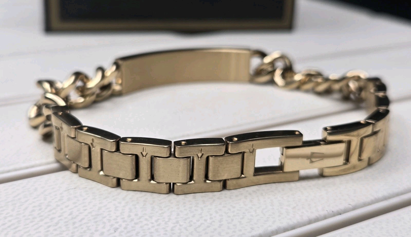 Bulova 98K106 Genuine Gold Tone Crystal Bracelet OEM Gift Set Bracelet Only