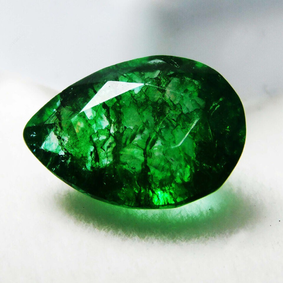 Green COLOMBIAN Emerald Pear Shape CERTIFIED Loose Gemstone 8.54 Ct Natural