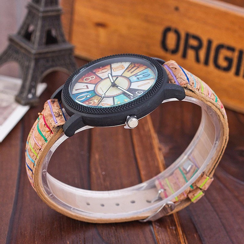 Women’s Vintage Leather Quartz Watch – Casual Retro Wristwatch Gift – Classic Ro