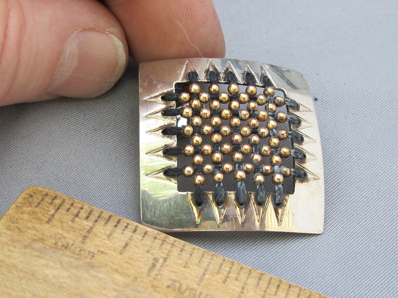 Fine SHARON M DONOVAN Studio Craft STERLING THREAD & GOLD BEADS Pin-Post Back