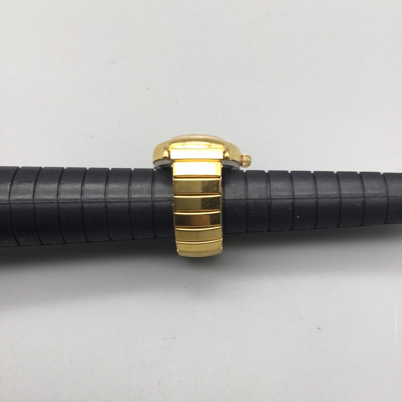 Vintage Timex Ring Watch Womens 18mm MOP Dial Gold Tone Stretch New Battery