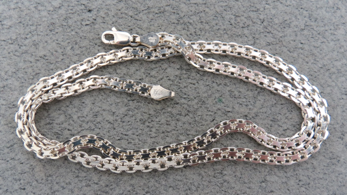 Bismark Chain Sterling Silver Necklace 18” Designer 10.35 Grams 3.8mm Thick Star