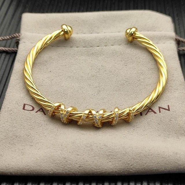 David Yurman Helena Center Station Bracelet in 18k GOLD