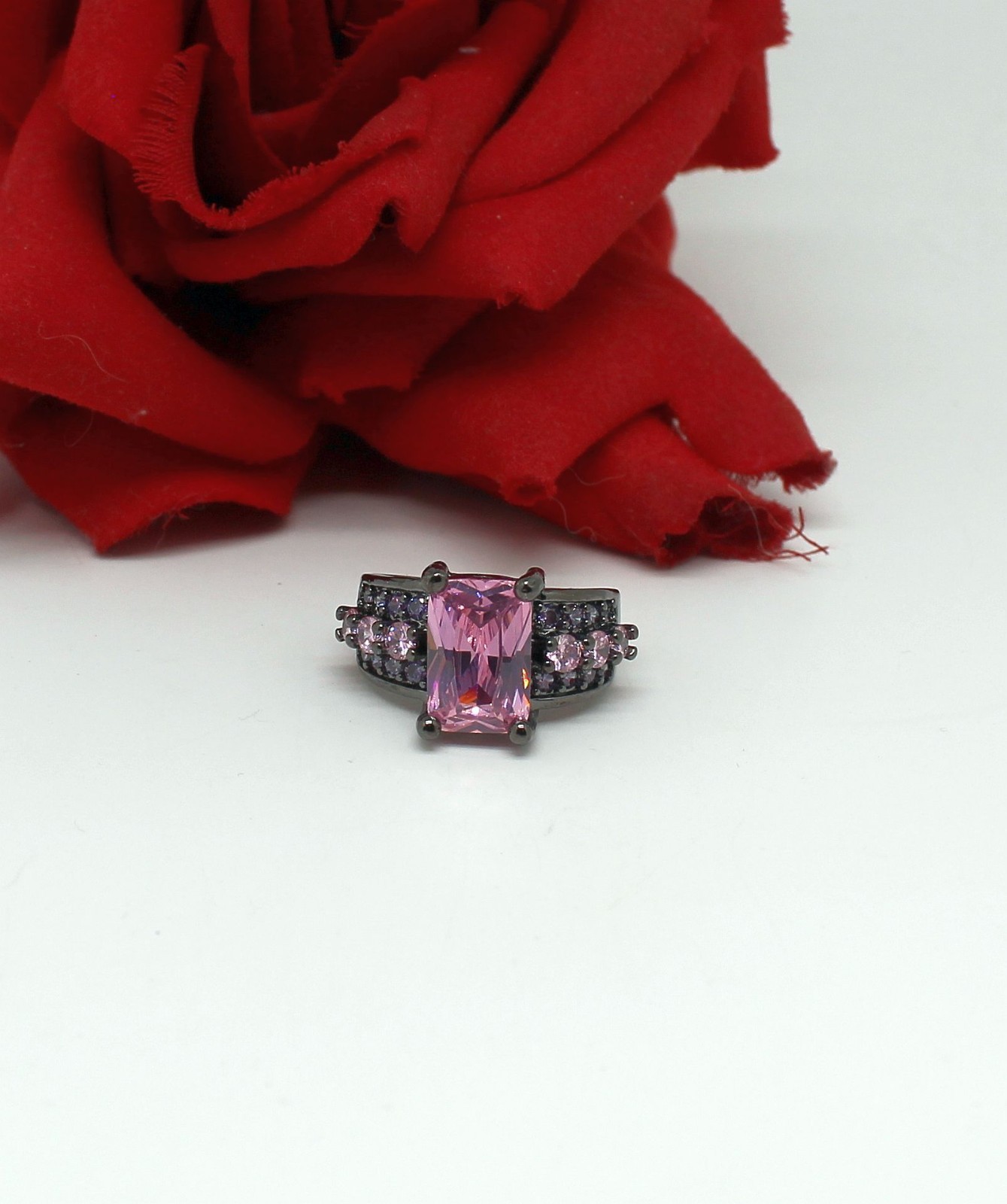 NWOT Sterling Silver Gunmetal Pink CZ Ring Size 7.5 7.82g CAT RESCUE