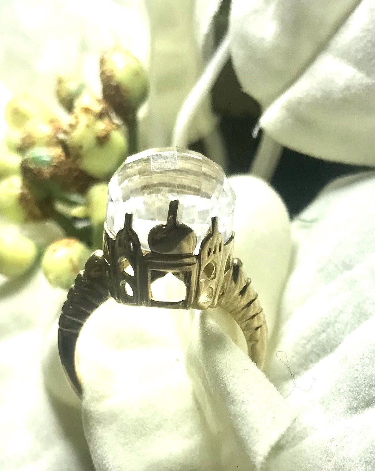 Solid 10k Yellow Gold Genuine 12.10 CTW Topaz ￼￼￼Taj Mahal Ring