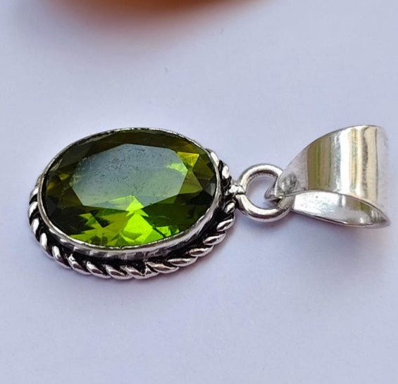 Oval Green Peridot Gemstone Pendant 925 Sterling Silver Handmade Jewelry Gift