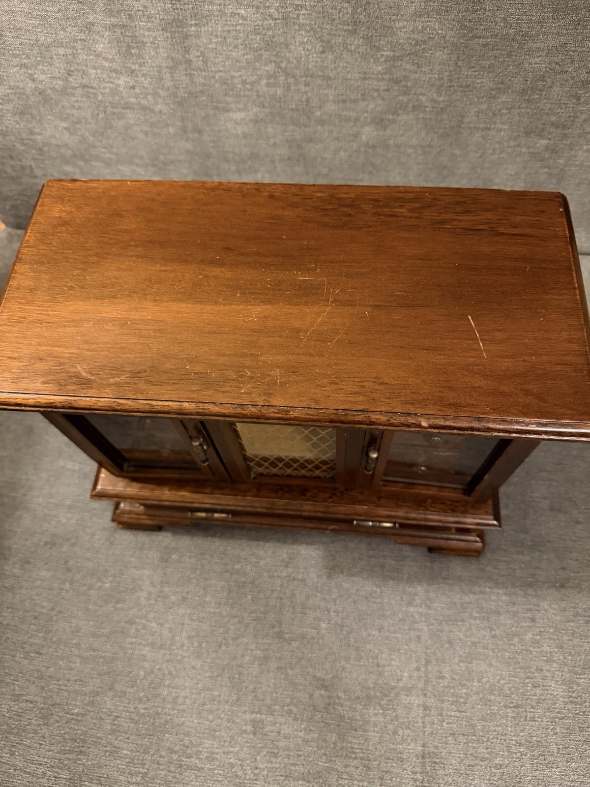 VTG Wooden Jewelry Chest Table Top Velvet Lined Drawers Necklace Corral Musical