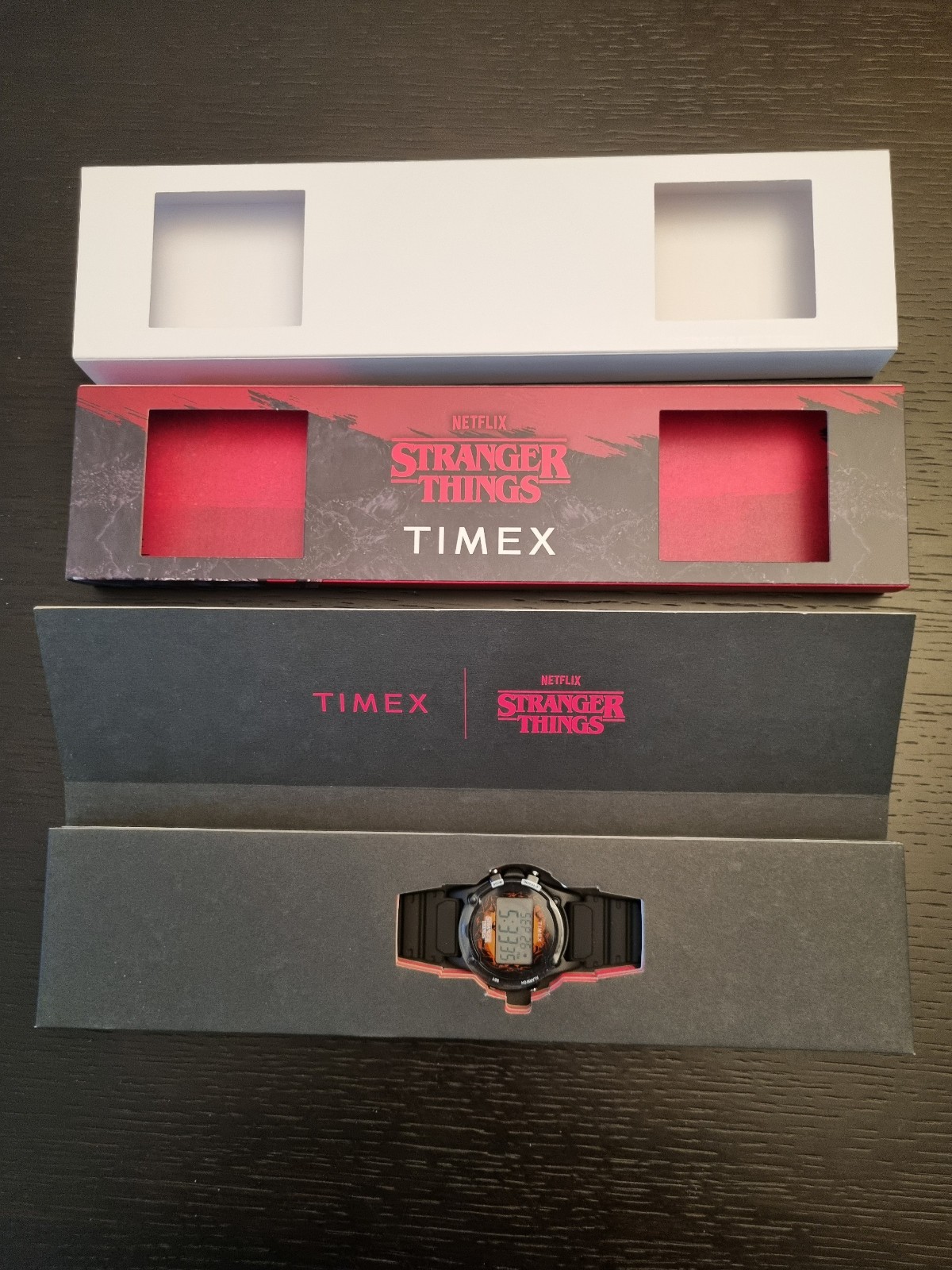 Timex Atlantis x Stranger Things Resin Strap Watch TW2V51000 – LMTD ED.