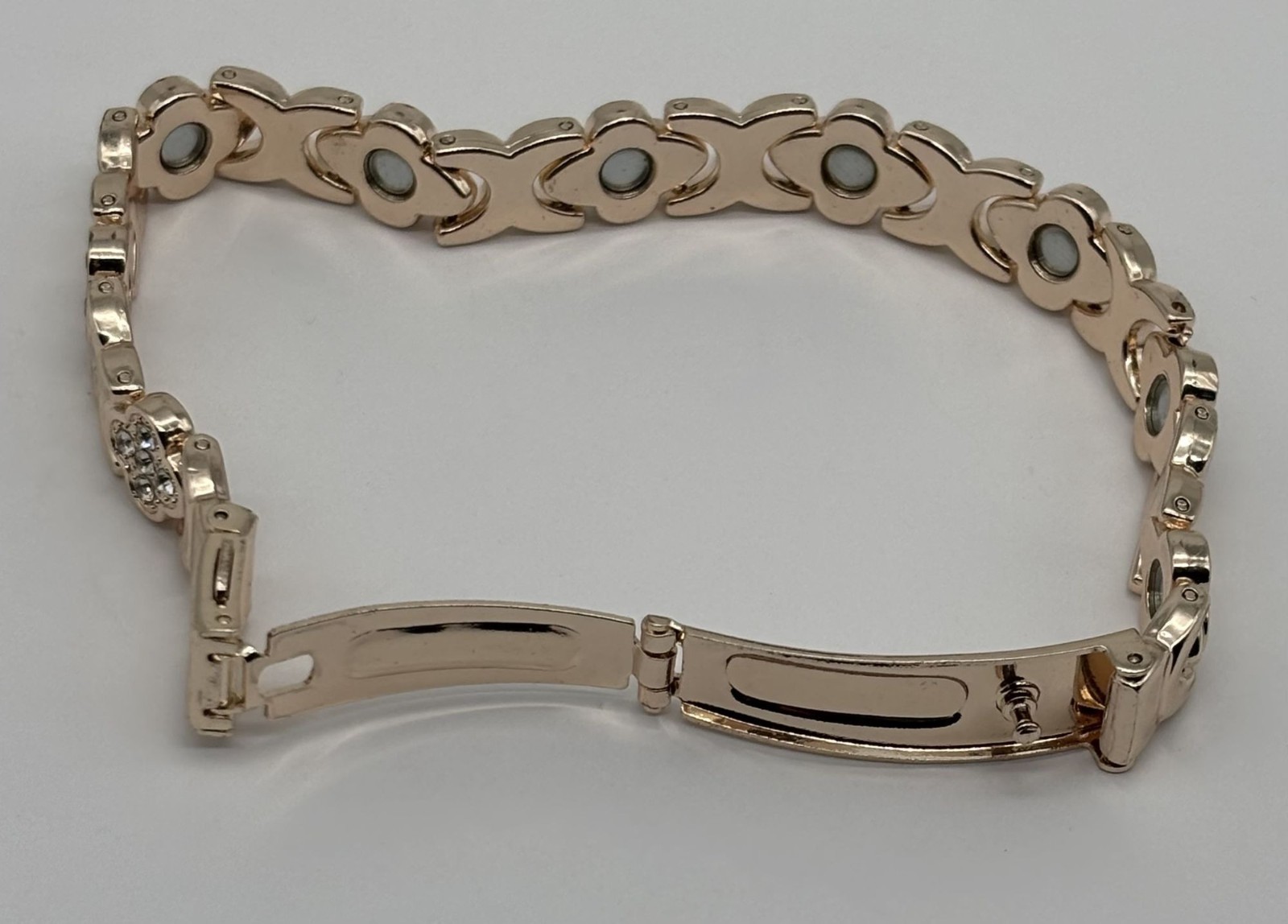 Stainless Steel Magnetic Therapy Bracelet Clover Pattern in Gold-Tone Not Signed
