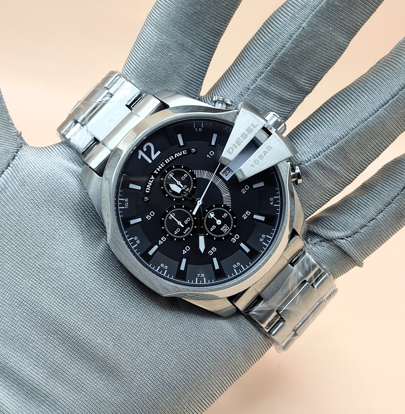 Luxury Diesel Only The Brave 10 Bar Black Dial Refurbished Men’s Wrist Watch