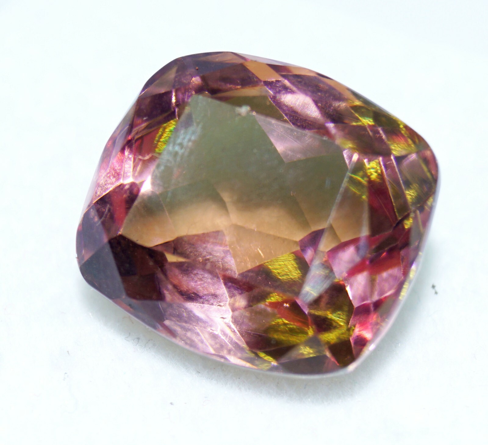 Natural Certified Cushion 14.60 Ct Color Changing Alexandrite Loose Gemstone