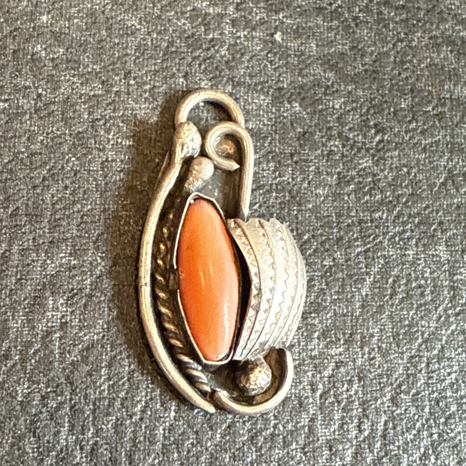 Native American 925 Sterling Pendant 7.69 Grams – Coral?