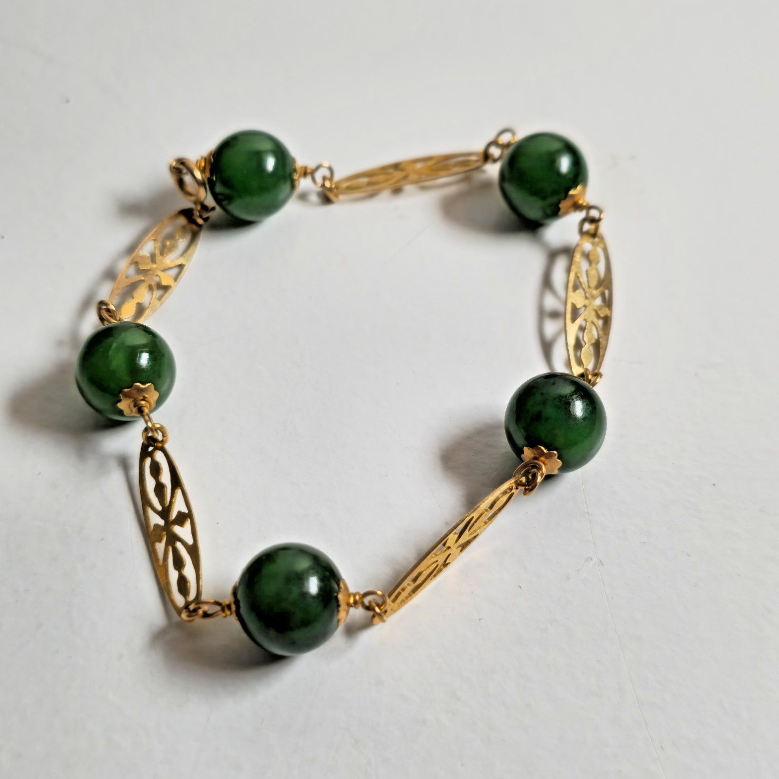 Vintage 14k Solid Yellow Gold Filigree 8in Bracelet w/ 9.5mm Nephrite Jade 10g