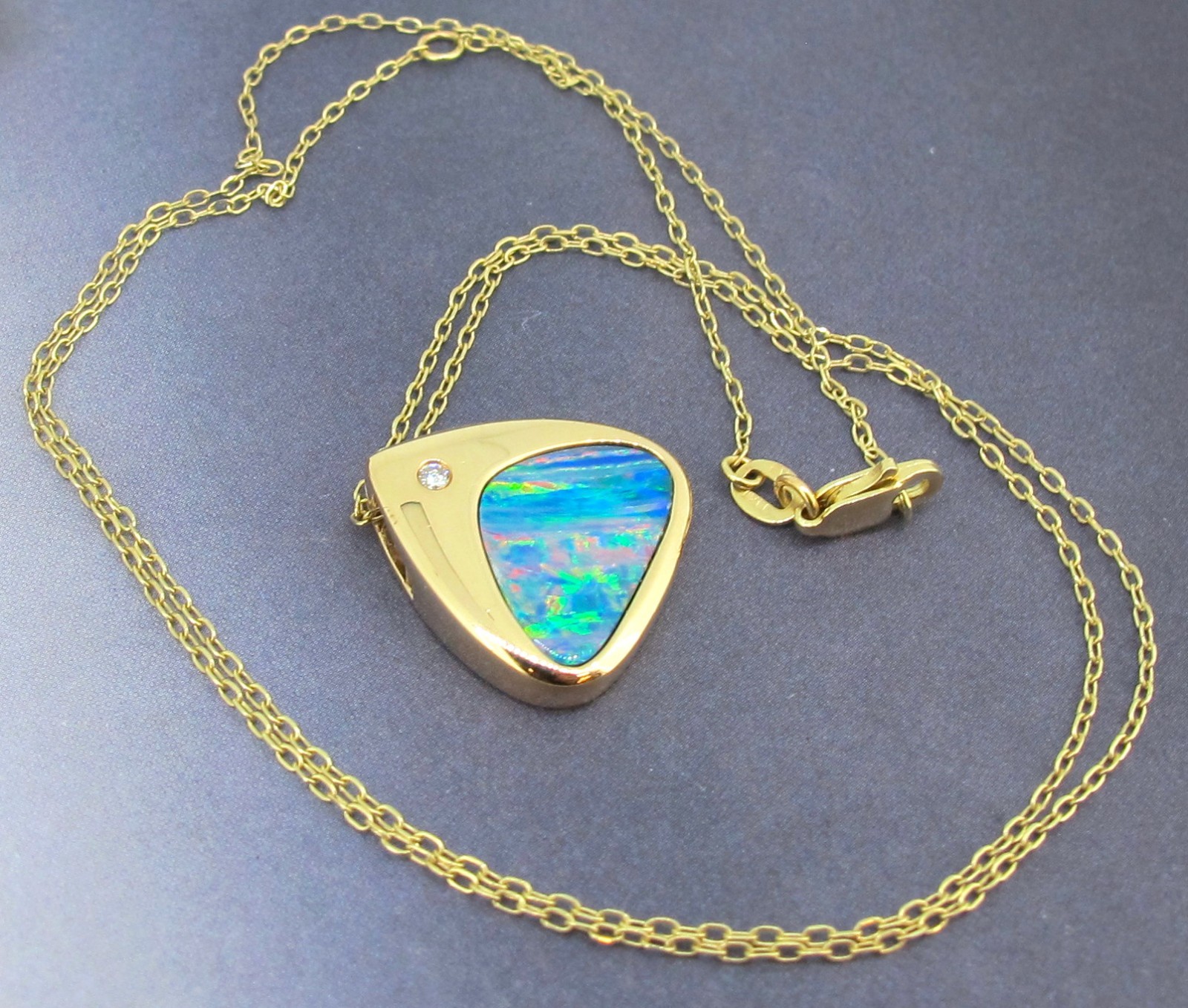 13.7mm x 9.2mm Black Opal 14k Yellow Gold Diamond Pendant Chain Necklace 20”